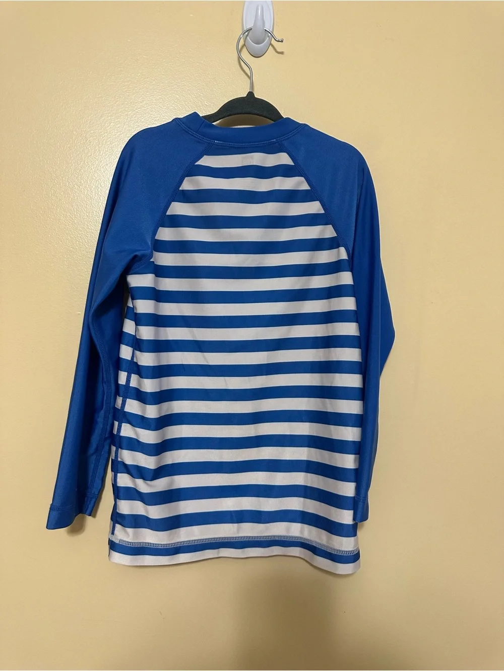 Tea Collection Long Sleeve Rash Guard Vibrant Blue Stripe Boys’ Size 6